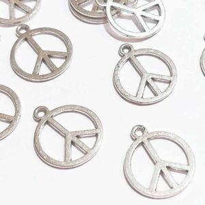 25 Dijes simbolo paz 2,2 cm x 1,2 cm