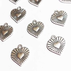 30 Dijes corazones pequeños 1,7 cm x 1,5 cm